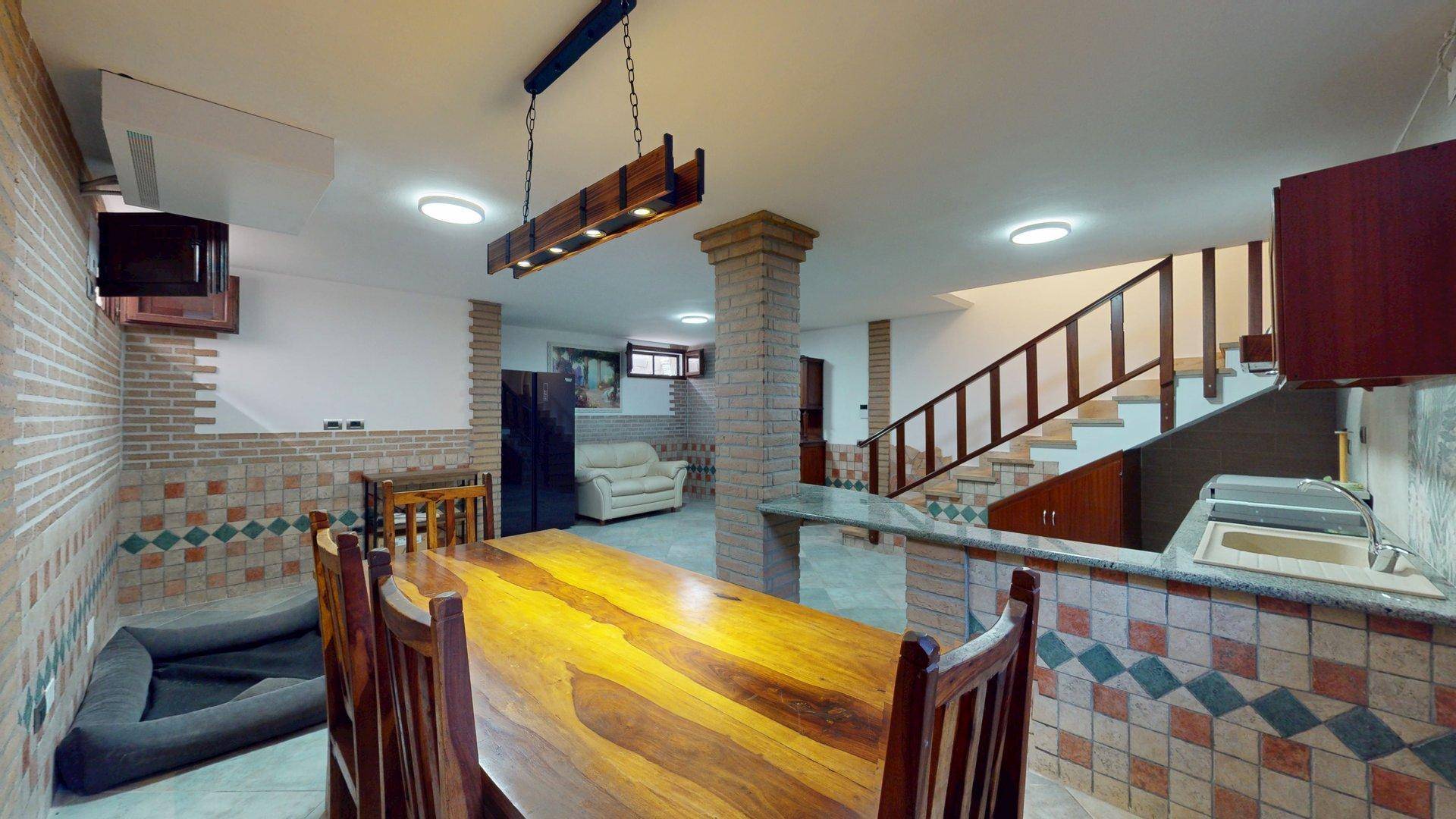 Villa Bifamiliare in vendita a Quartu Sant'Elena, Litorale