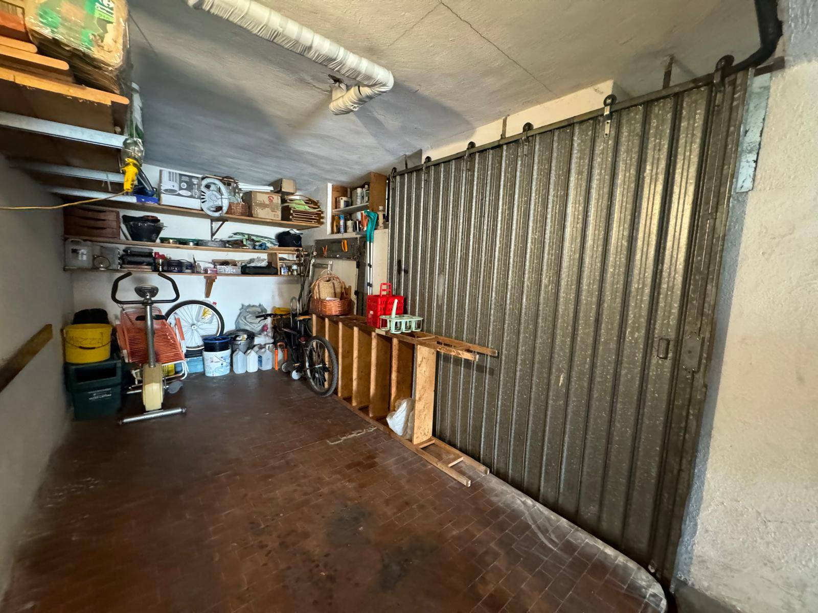 Box o garage in vendita a Quartu Sant'Elena, San Bendetto - Via Fiume