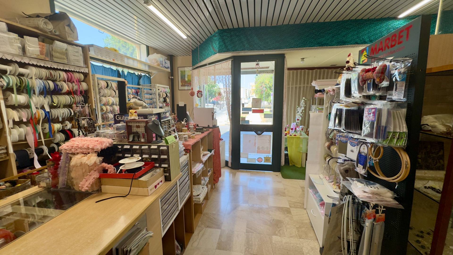 Locale commerciale in vendita a Quartu Sant'Elena