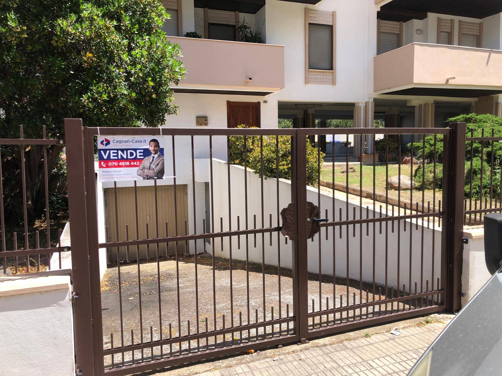 Magazzino in vendita a Cagliari, Fonsarda