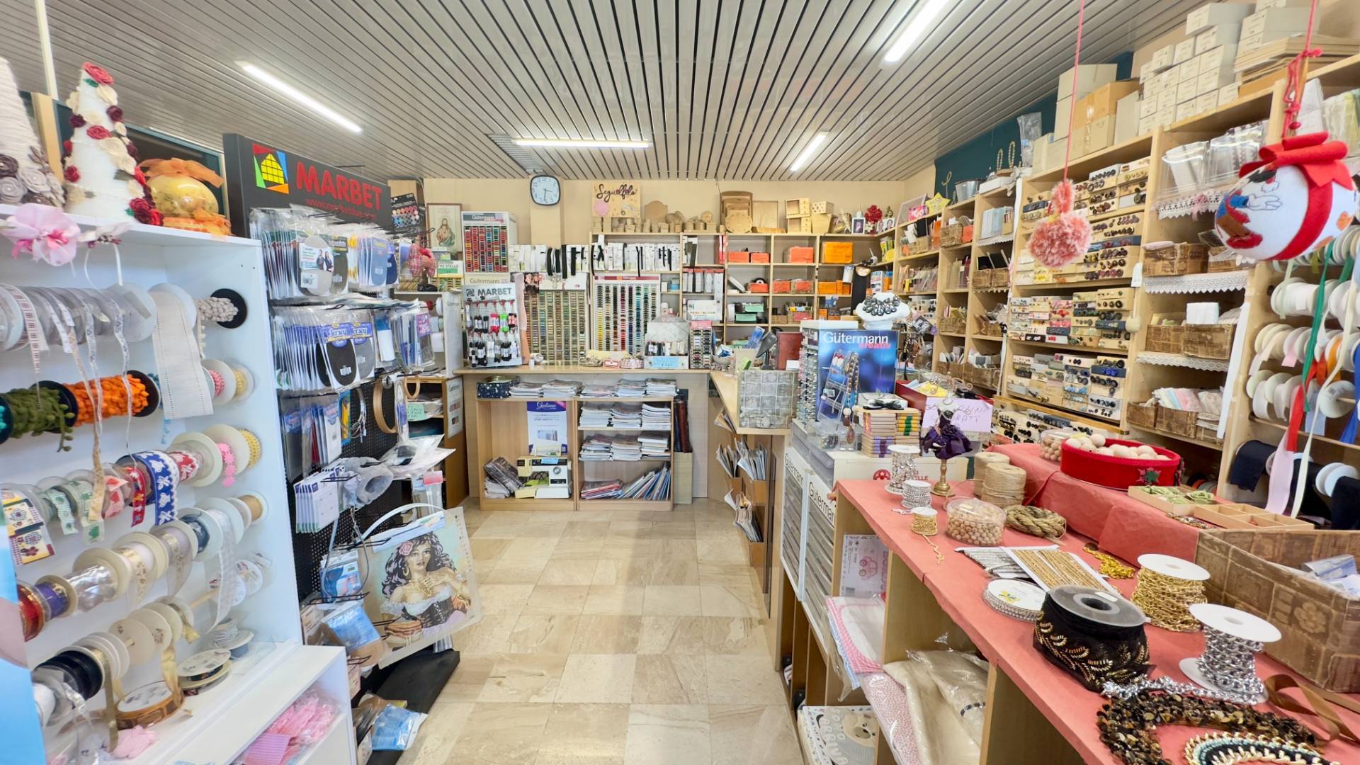 Locale commerciale in vendita a Quartu Sant'Elena