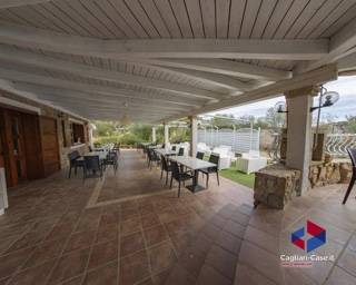 Locale commerciale in vendita a Villasimius