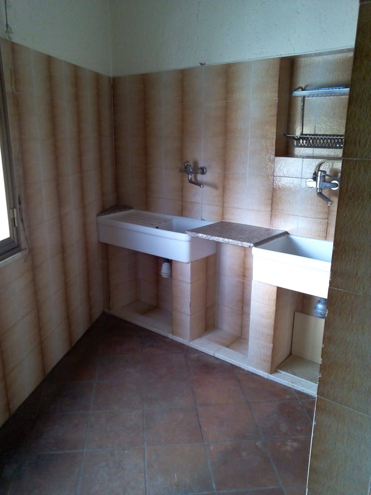 Locale commerciale in vendita a Sardara