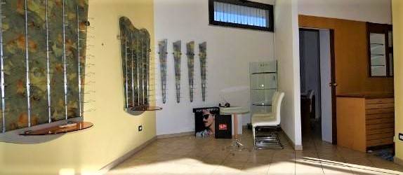 Locale commerciale in vendita a Villacidro