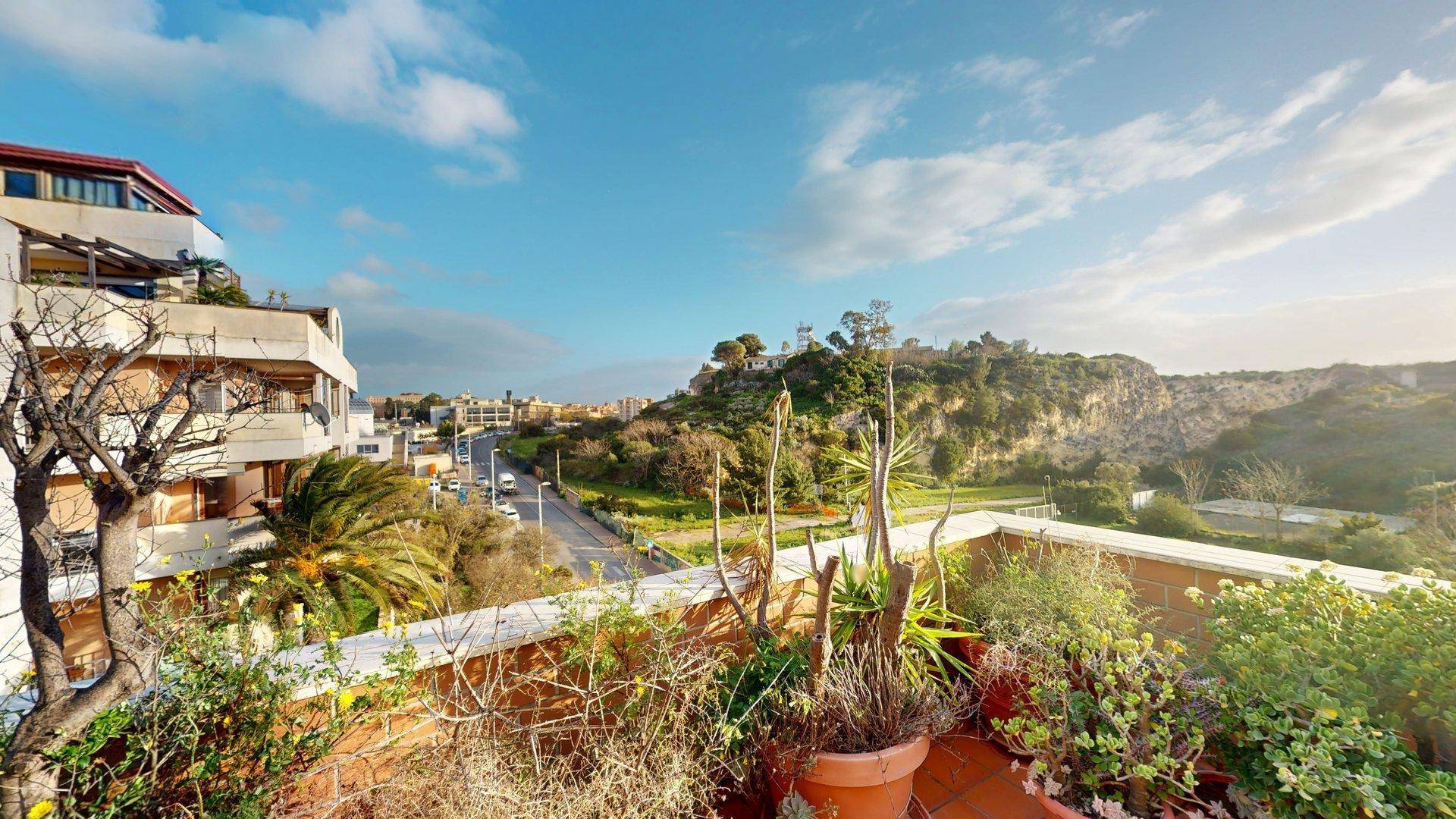 Appartamento in vendita a Cagliari, Punici