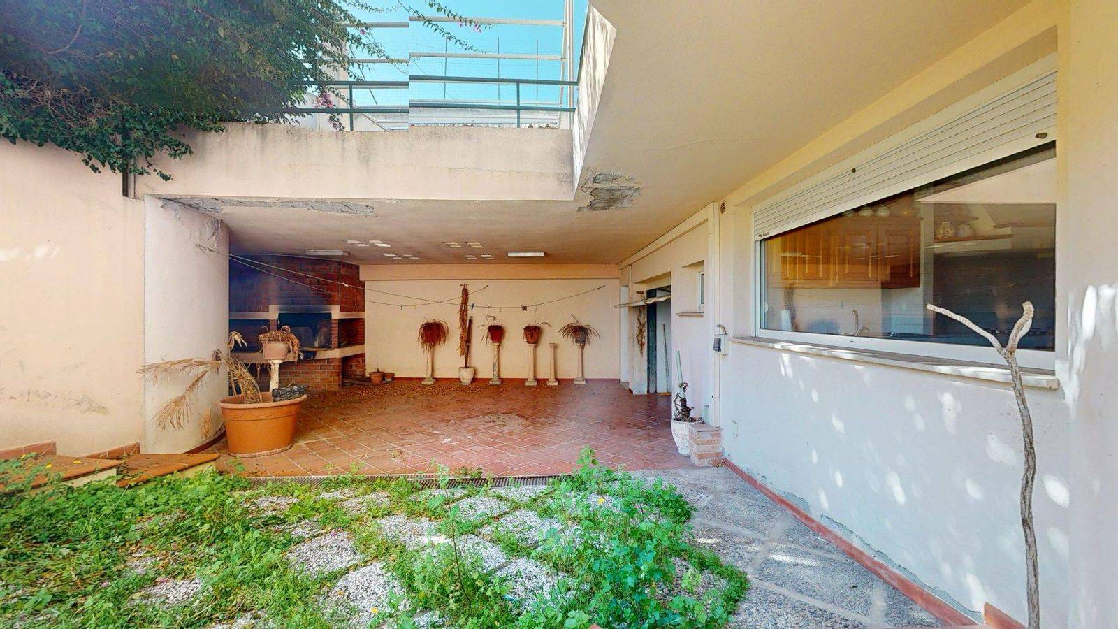 Deposito commerciale in vendita a Monserrato