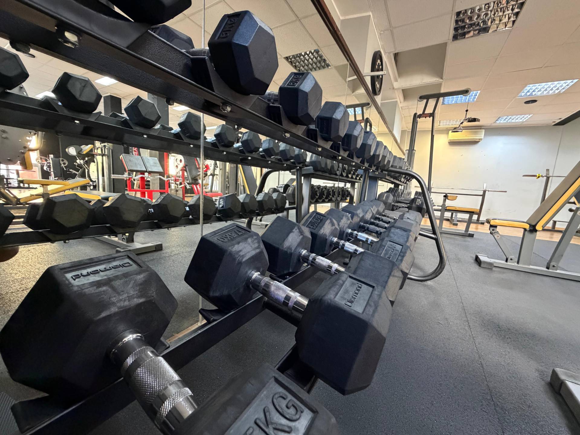 Attivit commerciale in vendita a Quartu Sant'Elena, Centro Via Cagliari - Merello