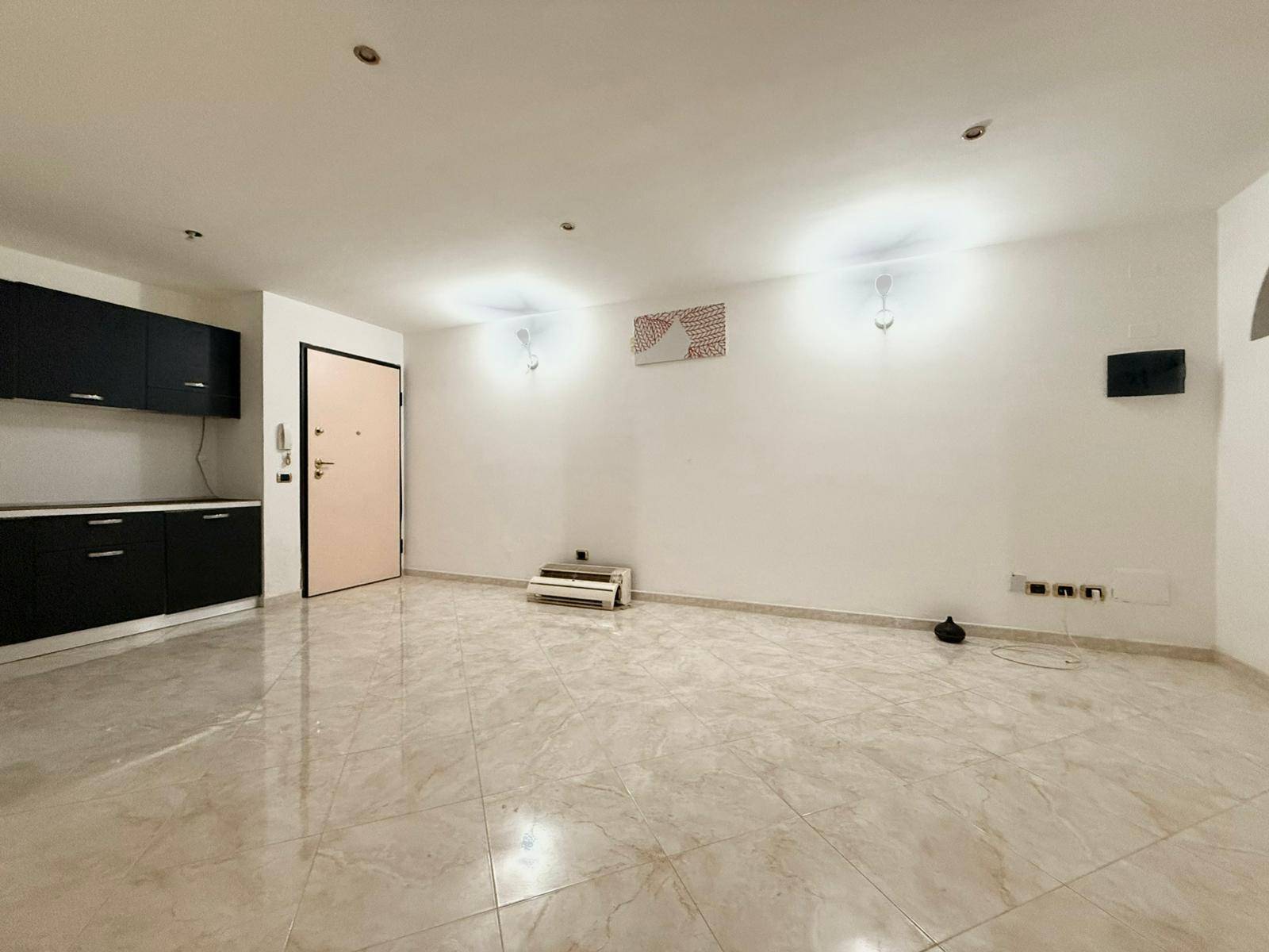 Magazzino in vendita a Quartu Sant'Elena, Quartello