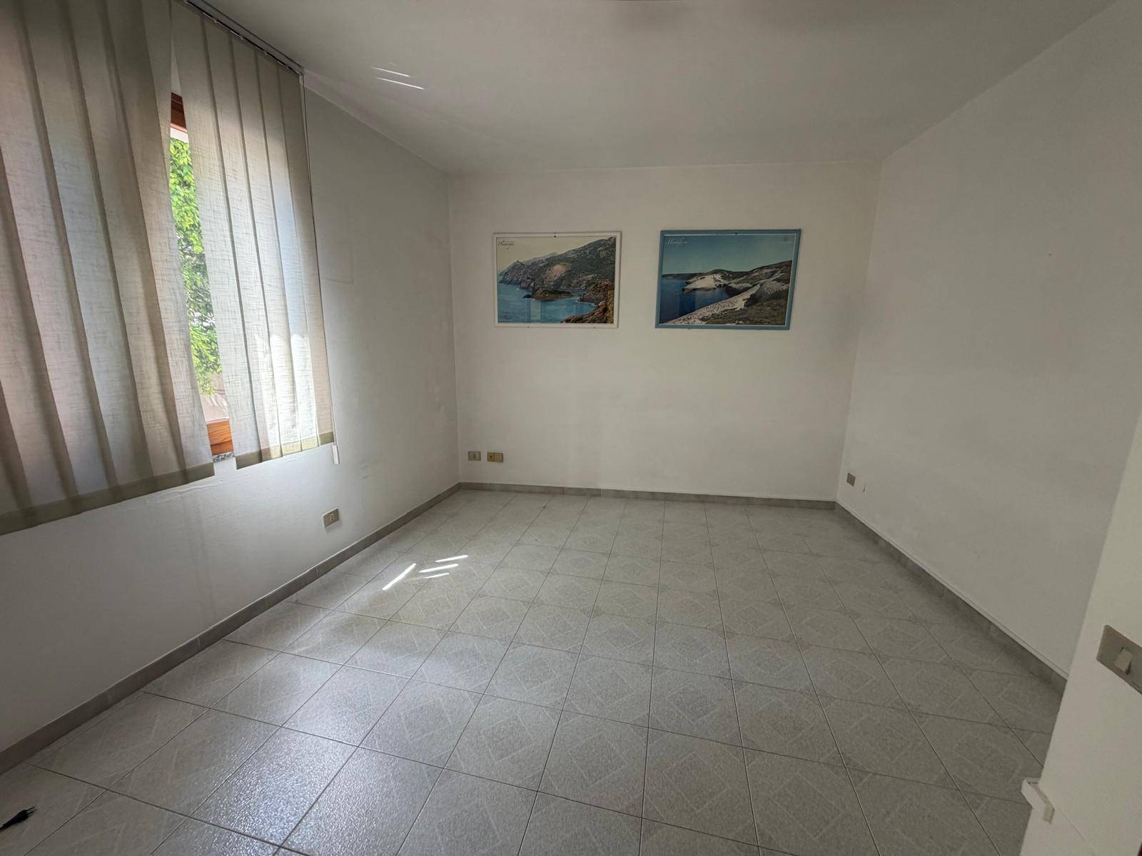 Studio/Ufficio in affitto a Quartu Sant'Elena, Centro Storico