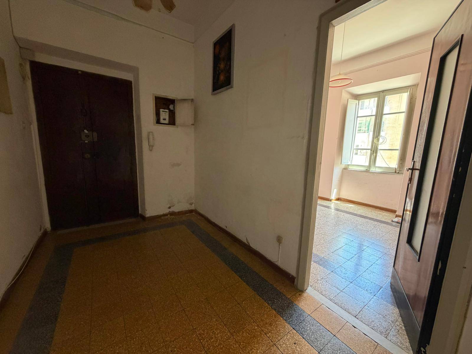 Appartamento in vendita a Cagliari, Centro