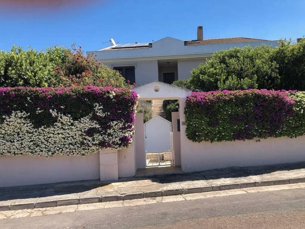 Villa Bifamiliare in affitto a Quartu Sant'Elena, Litorale