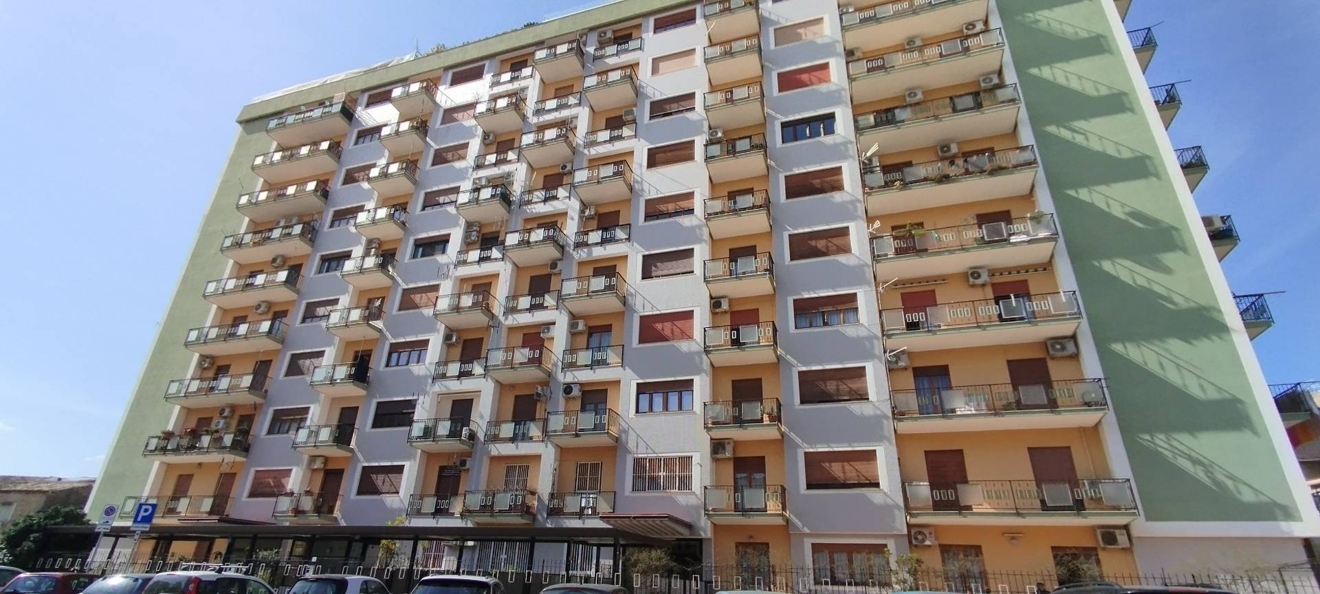 Box auto in vendita a Palermo