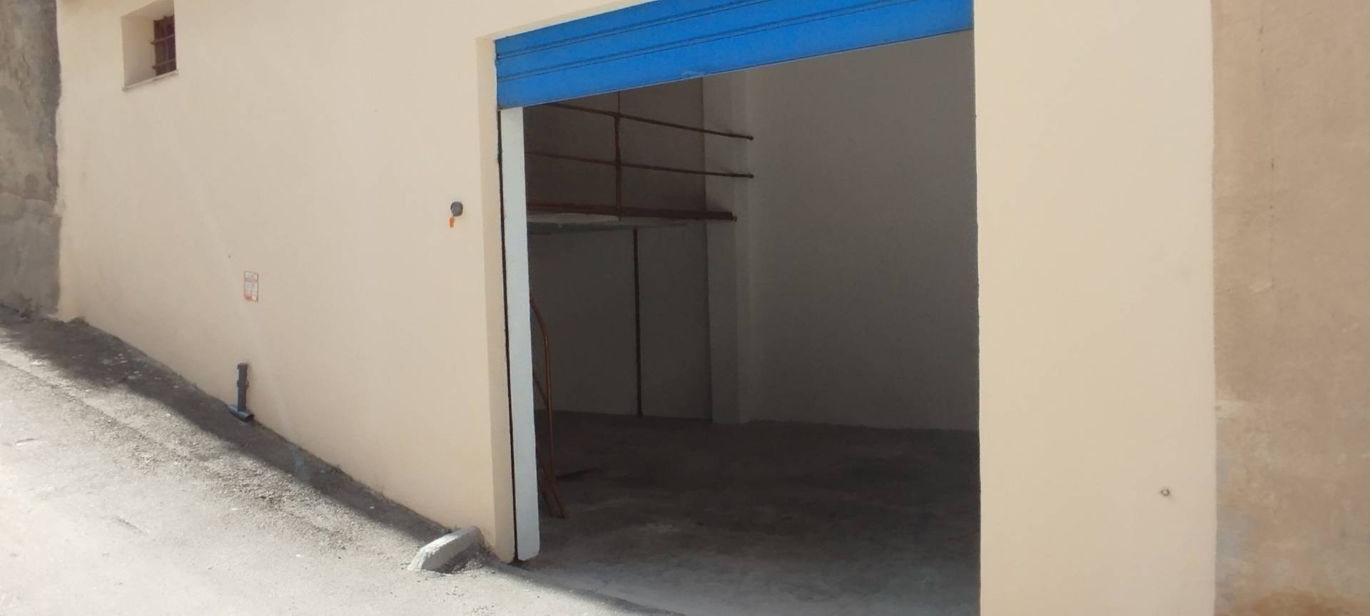 Box auto in vendita a Palermo