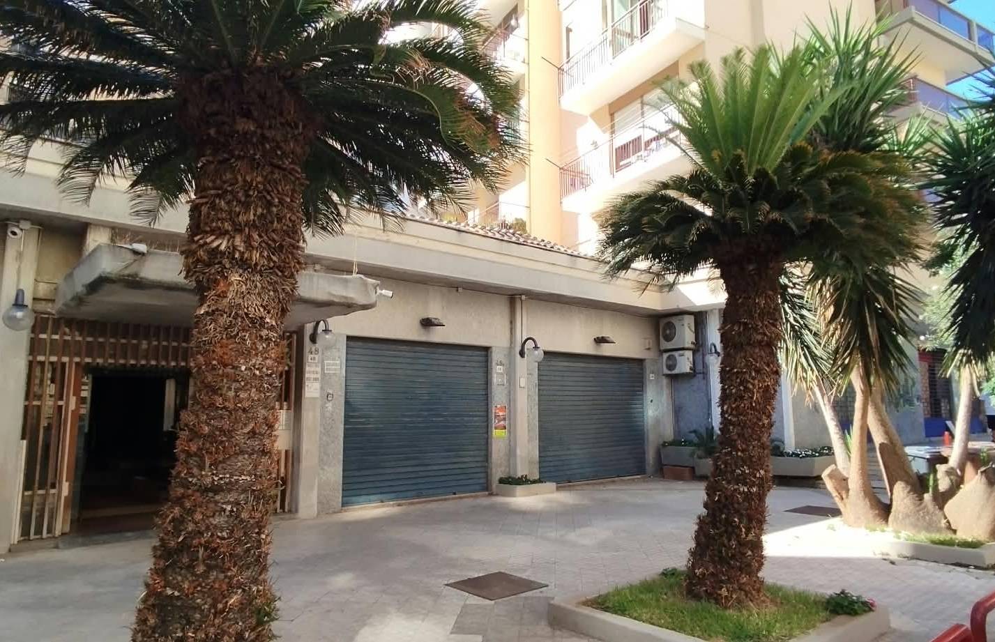 Locale commerciale in vendita a Palermo, Galilei