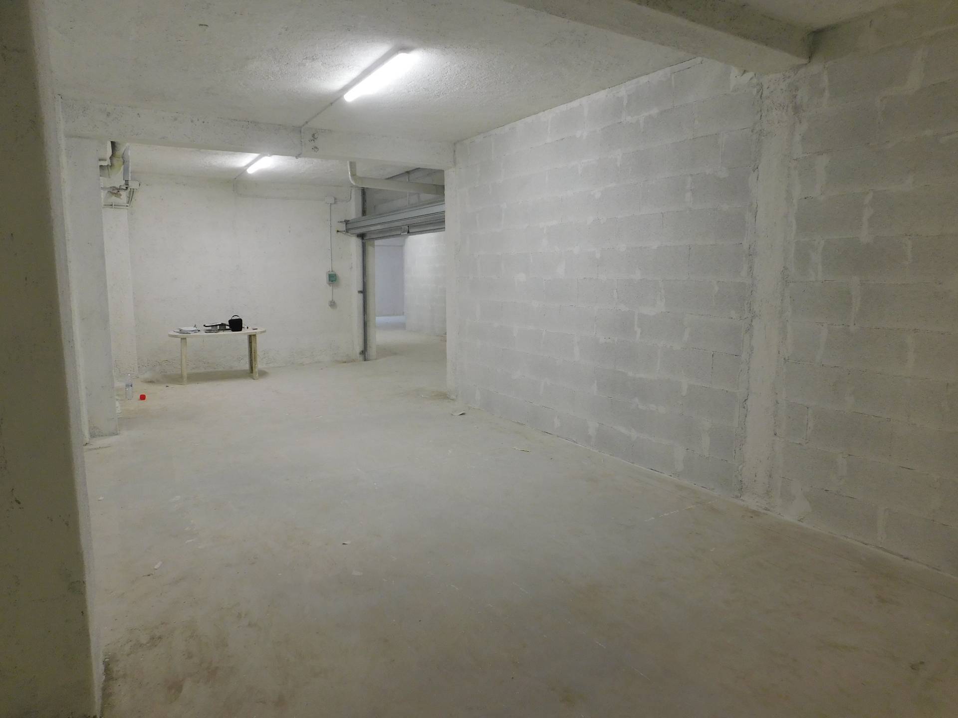 Box o garage in vendita a Marino, Frattocchie