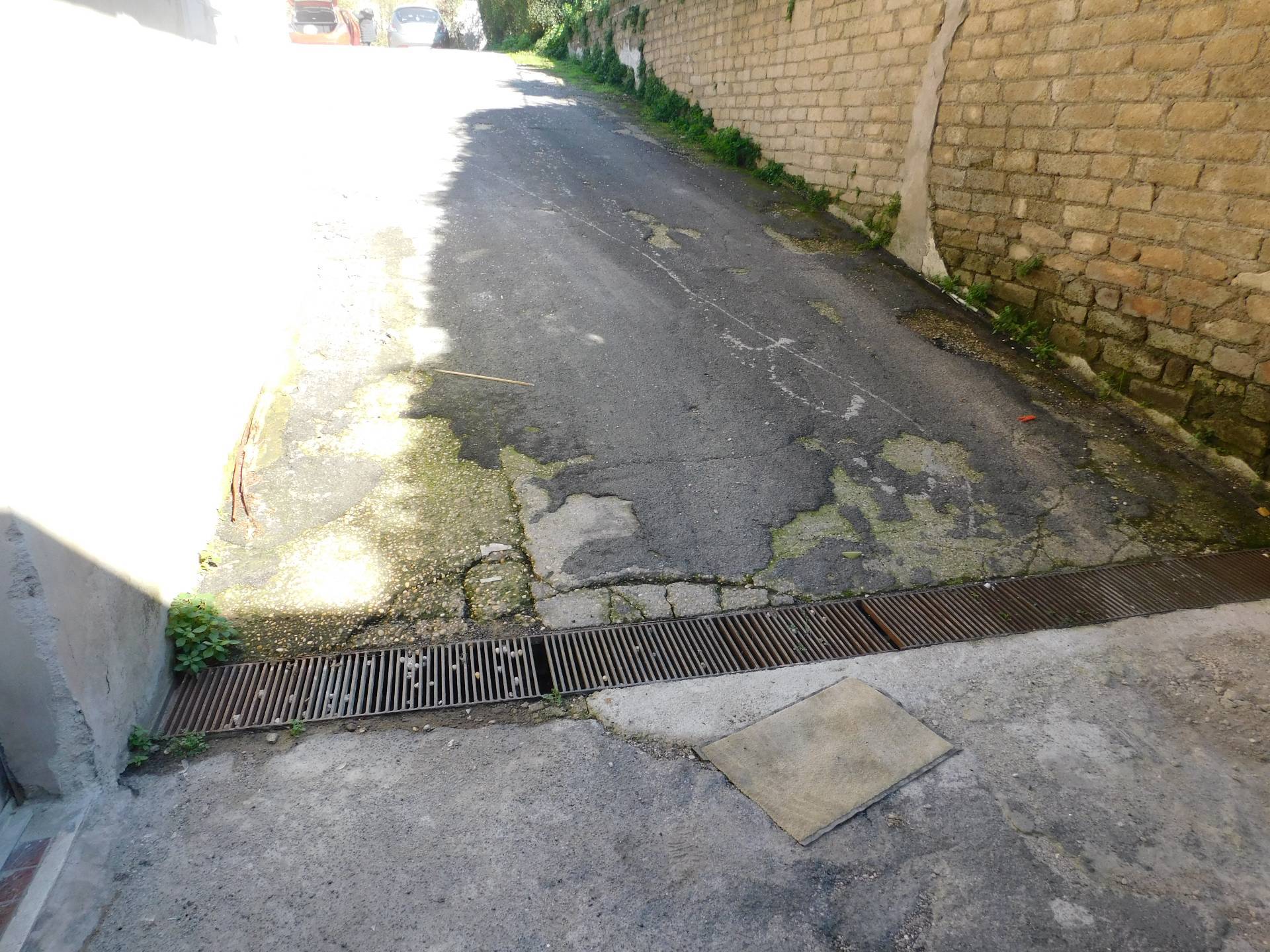 Box o garage in vendita a Marino, Frattocchie