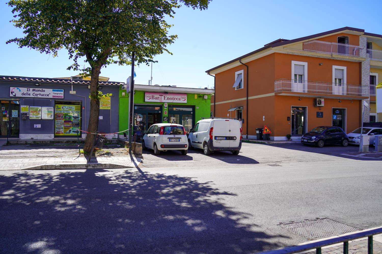 Attivit commerciale in vendita a Albano Laziale, Pavona