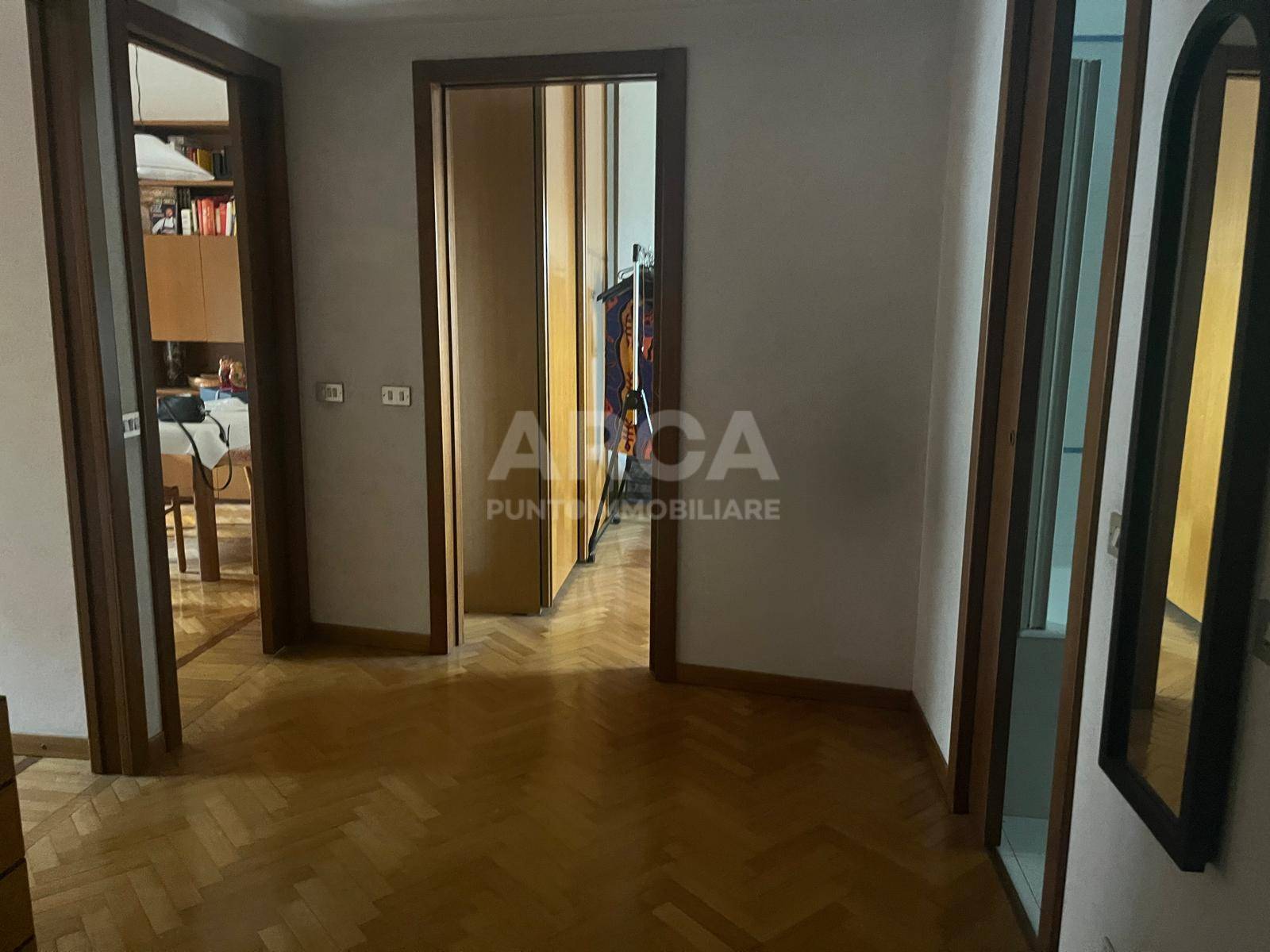 Appartamento in vendita a Milano, Repubblica