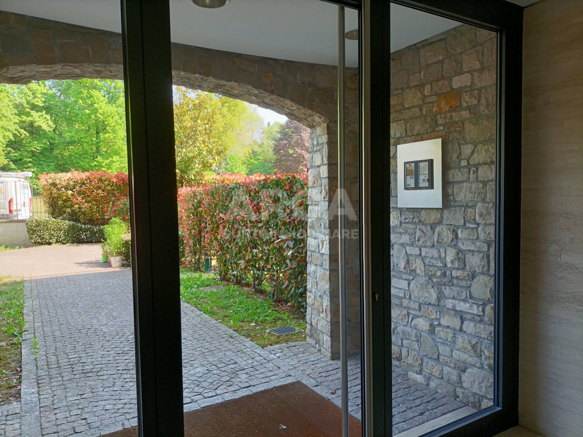 Appartamento in vendita a Carnate, Stazione