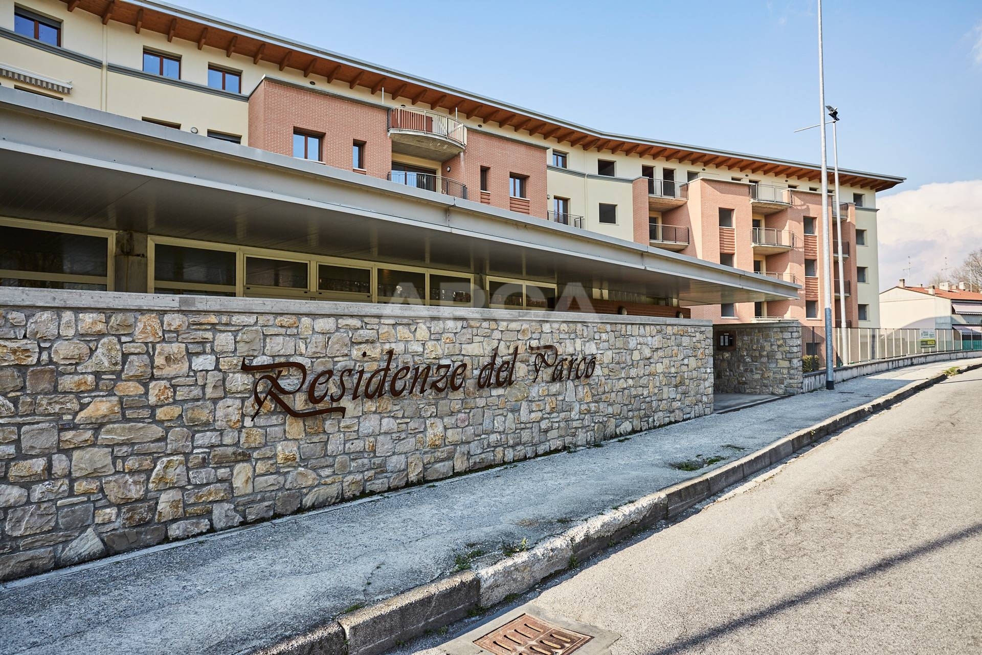 Appartamento con Giardino in vendita a Carnate, Stazione