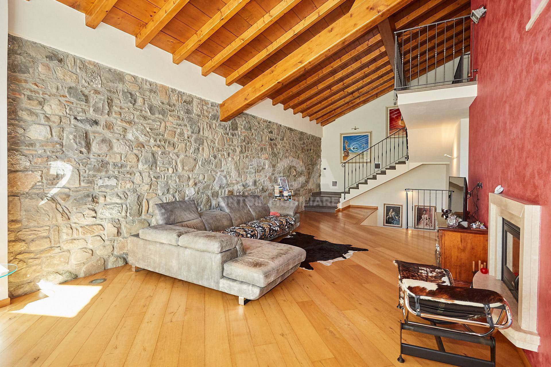 Villa in vendita a Dolzago