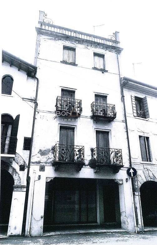 Stabile/Palazzo in vendita, Treviso centro storico