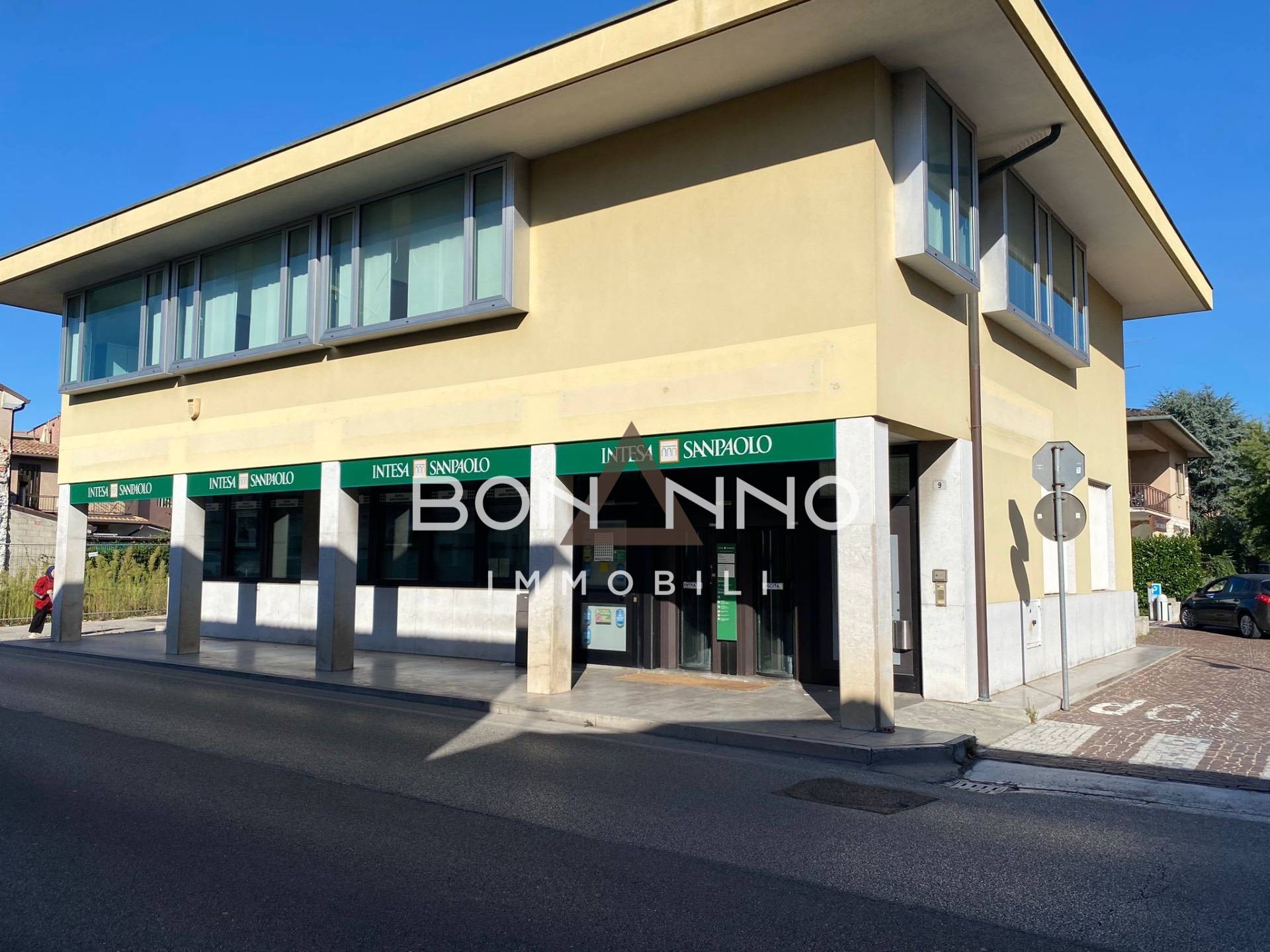 Direzionale in affitto a Loria