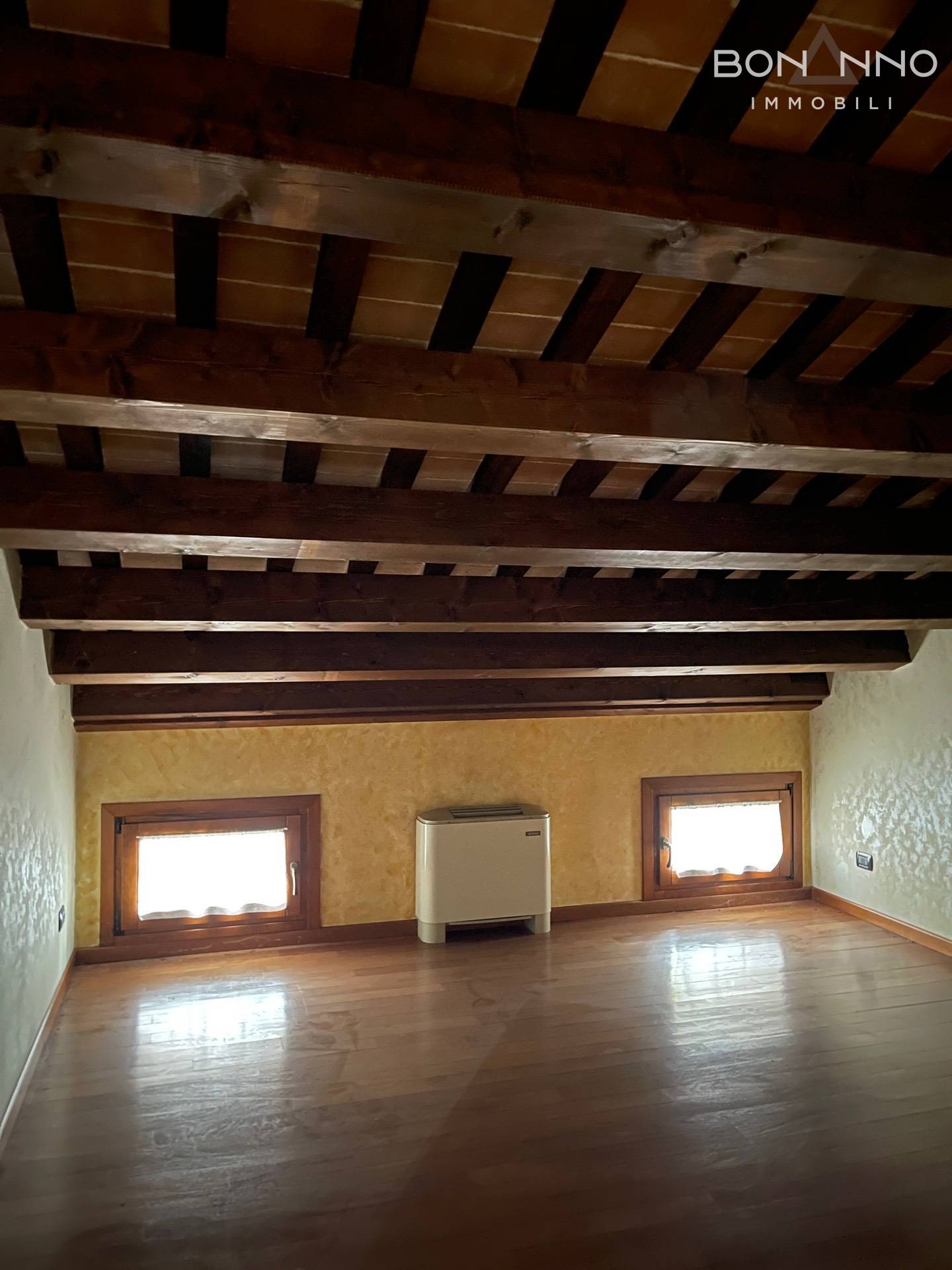 Palazzina in vendita a Noale