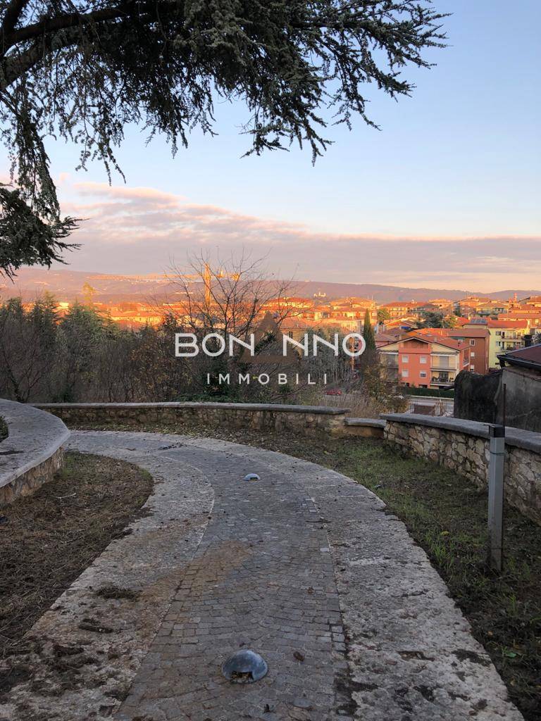 Villa in vendita a Verona