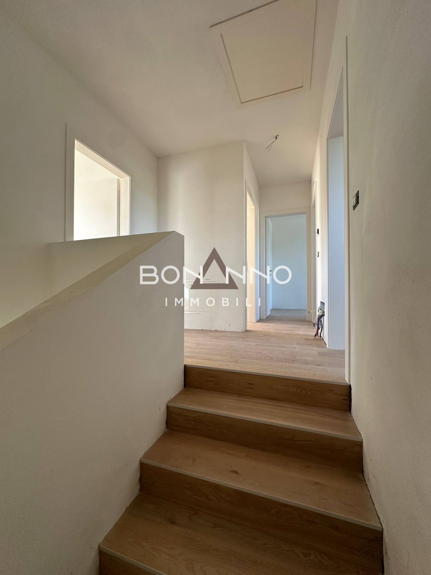 Bifamiliare in vendita a Loreggia