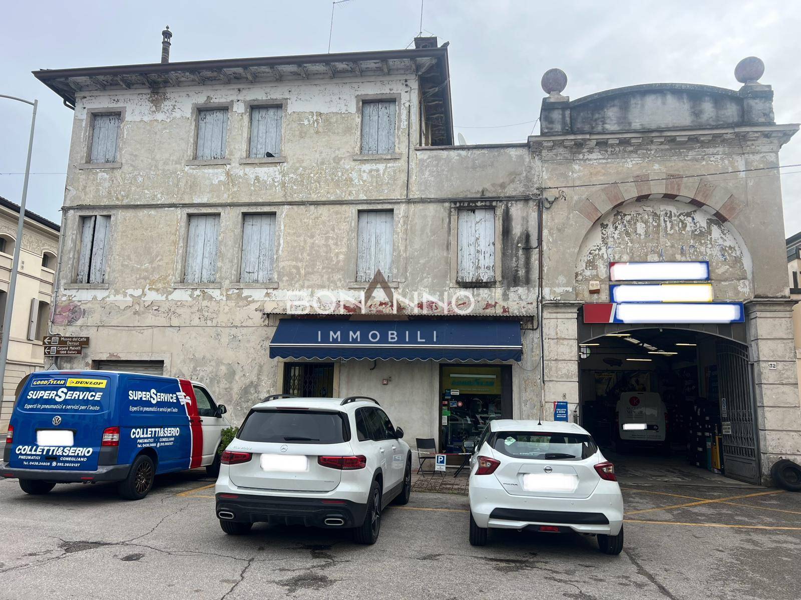 Palazzina in vendita a Conegliano