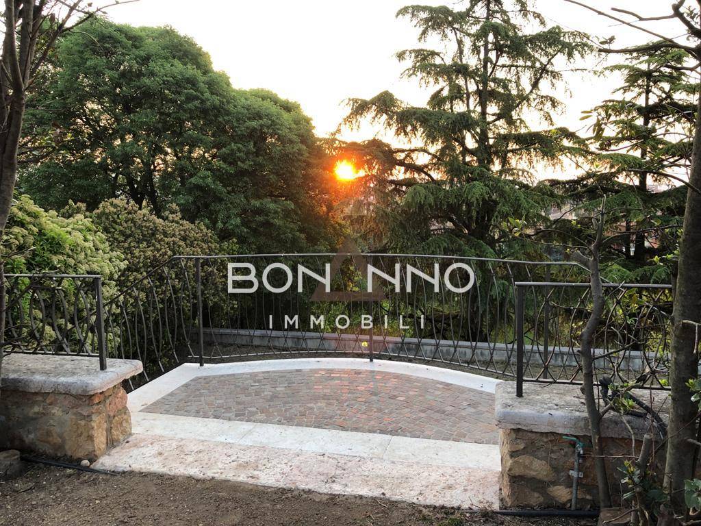 Villa in vendita a Verona