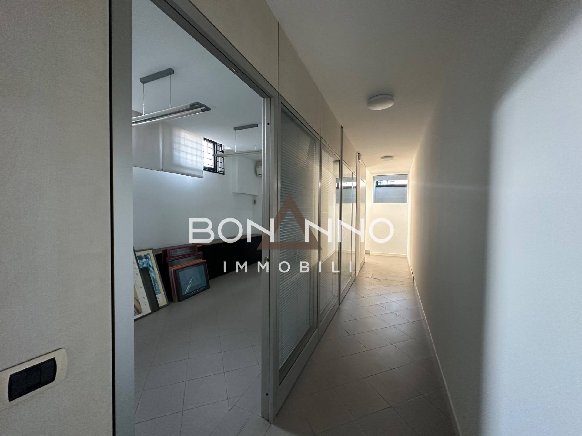 Locale commerciale in affitto a Loreggia