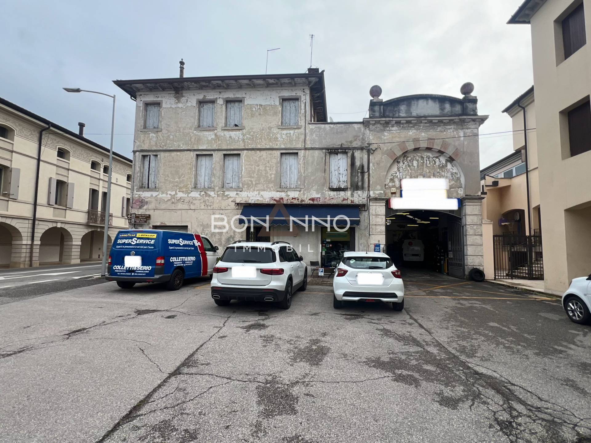 Palazzina in vendita a Conegliano