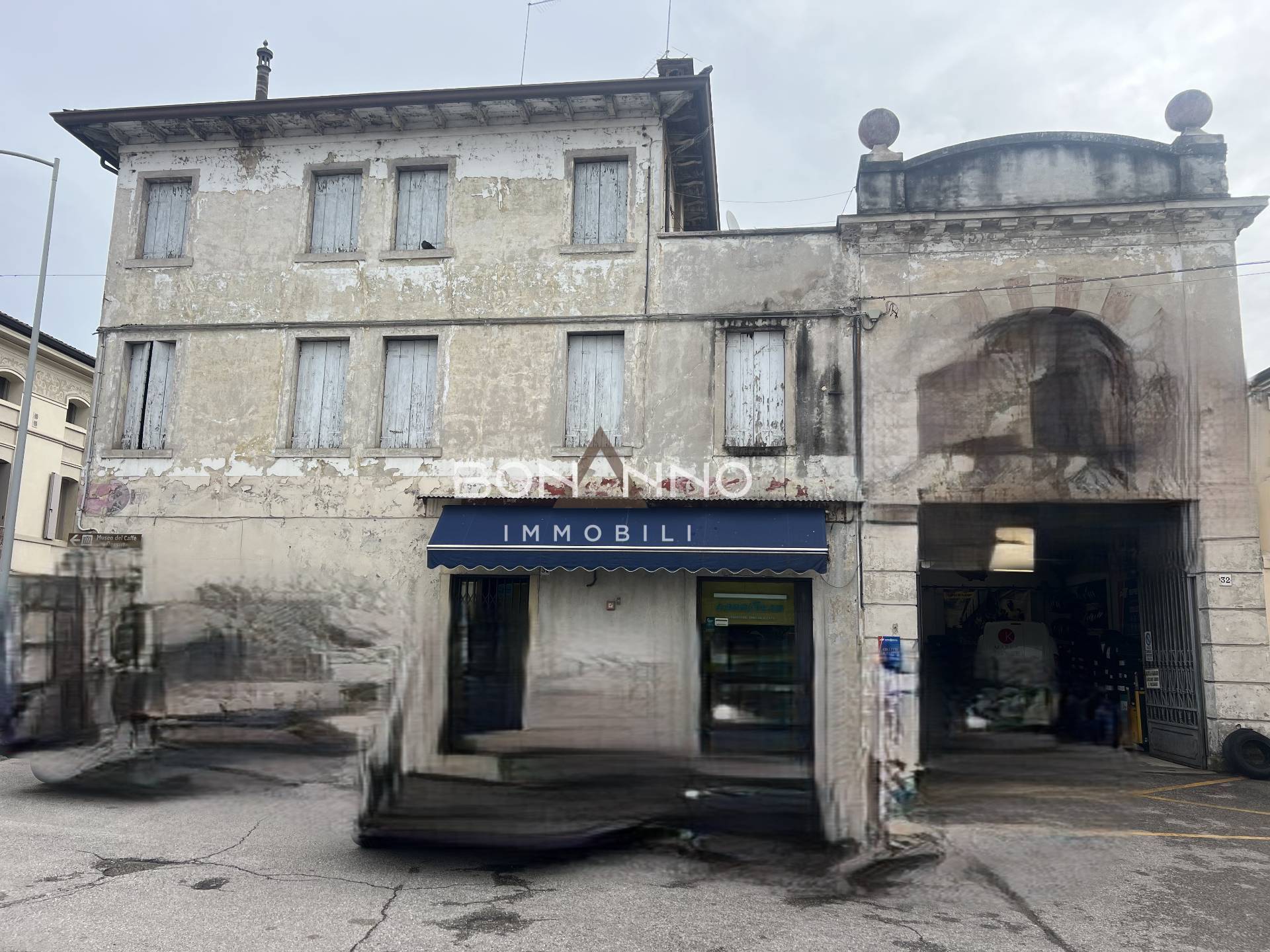 Palazzina in vendita a Conegliano