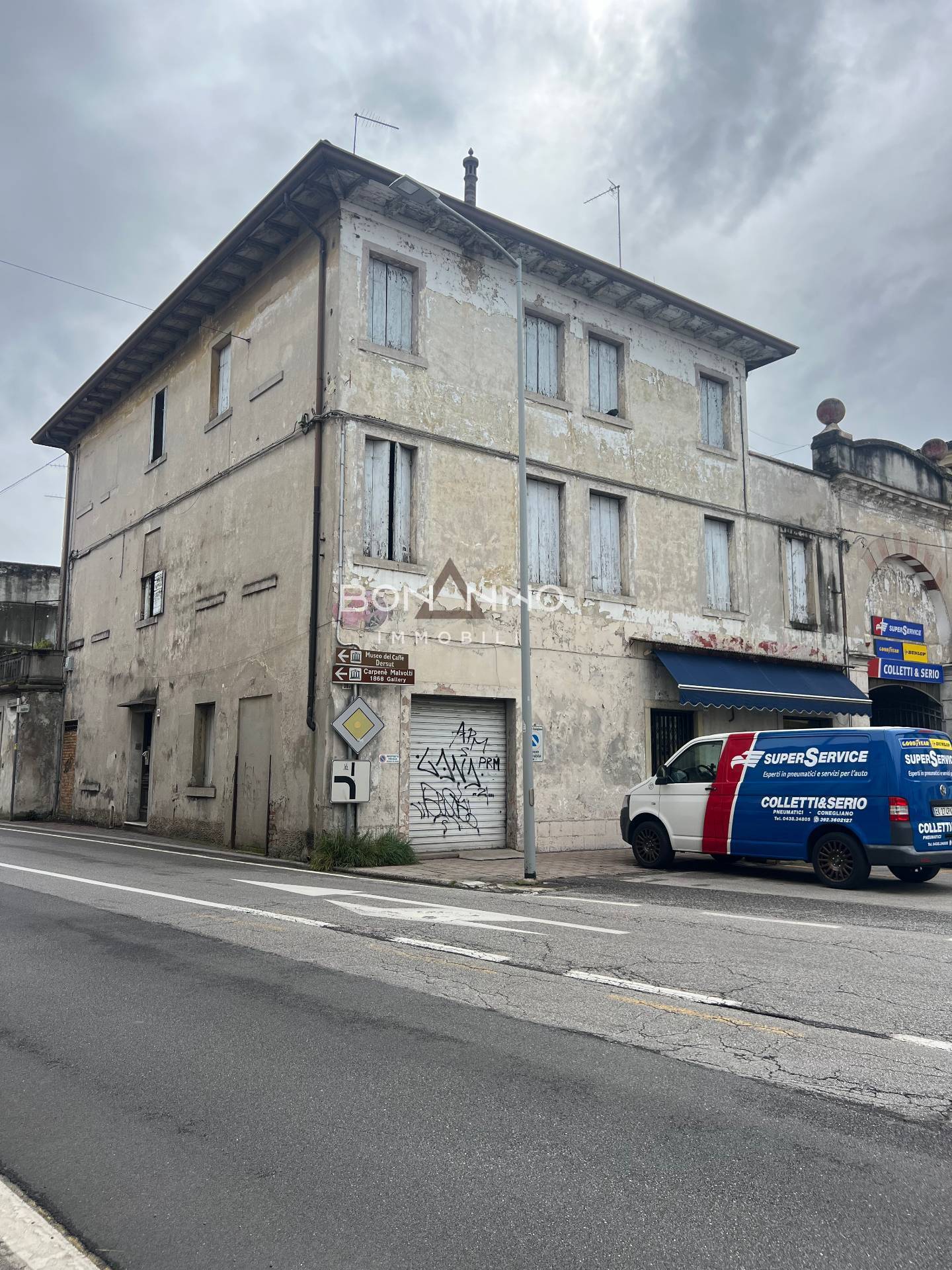Palazzina in vendita a Conegliano