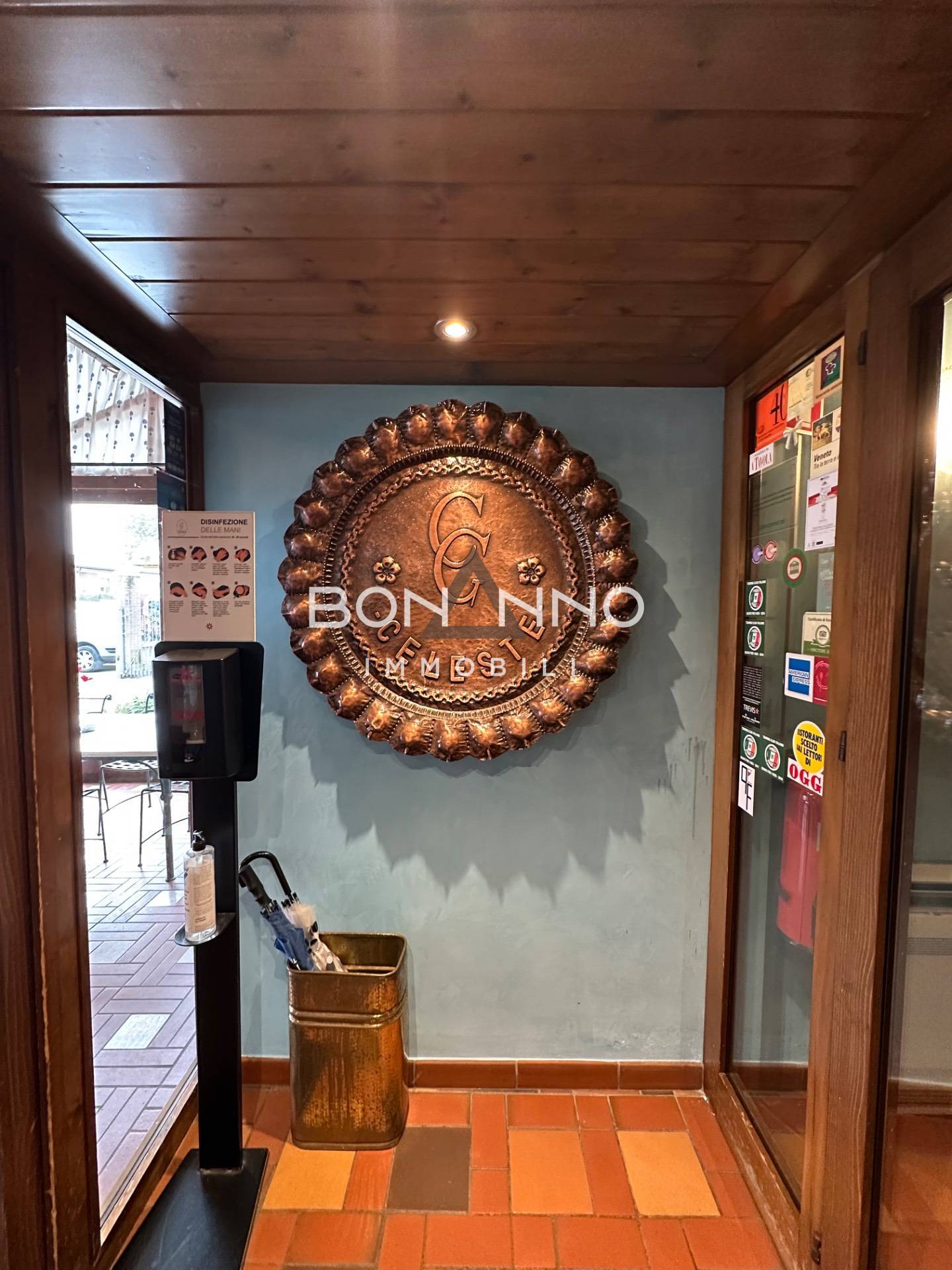 Attivit commerciale in vendita a Volpago del Montello