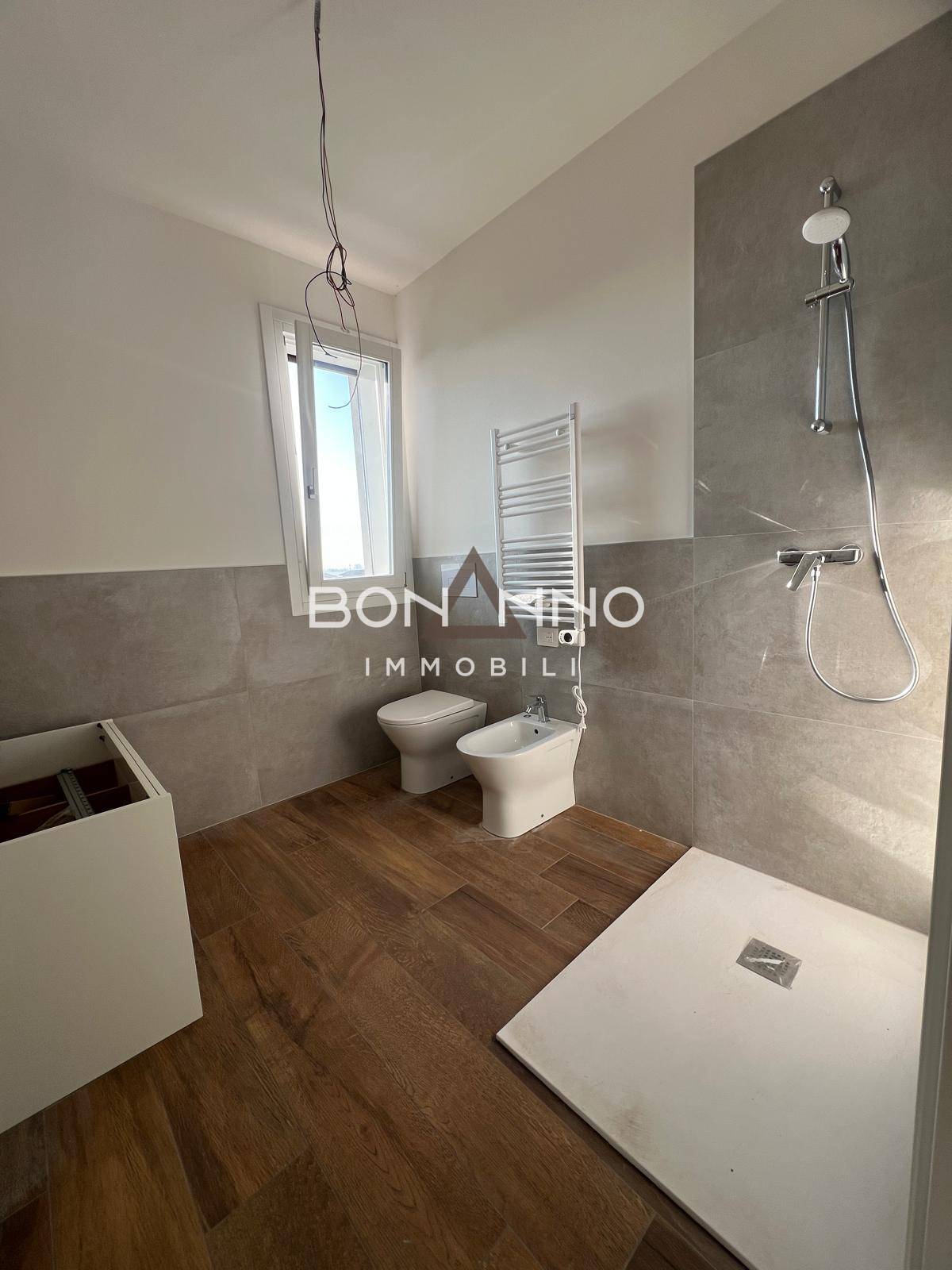 Attico in vendita a Castelfranco Veneto, Salvarosa