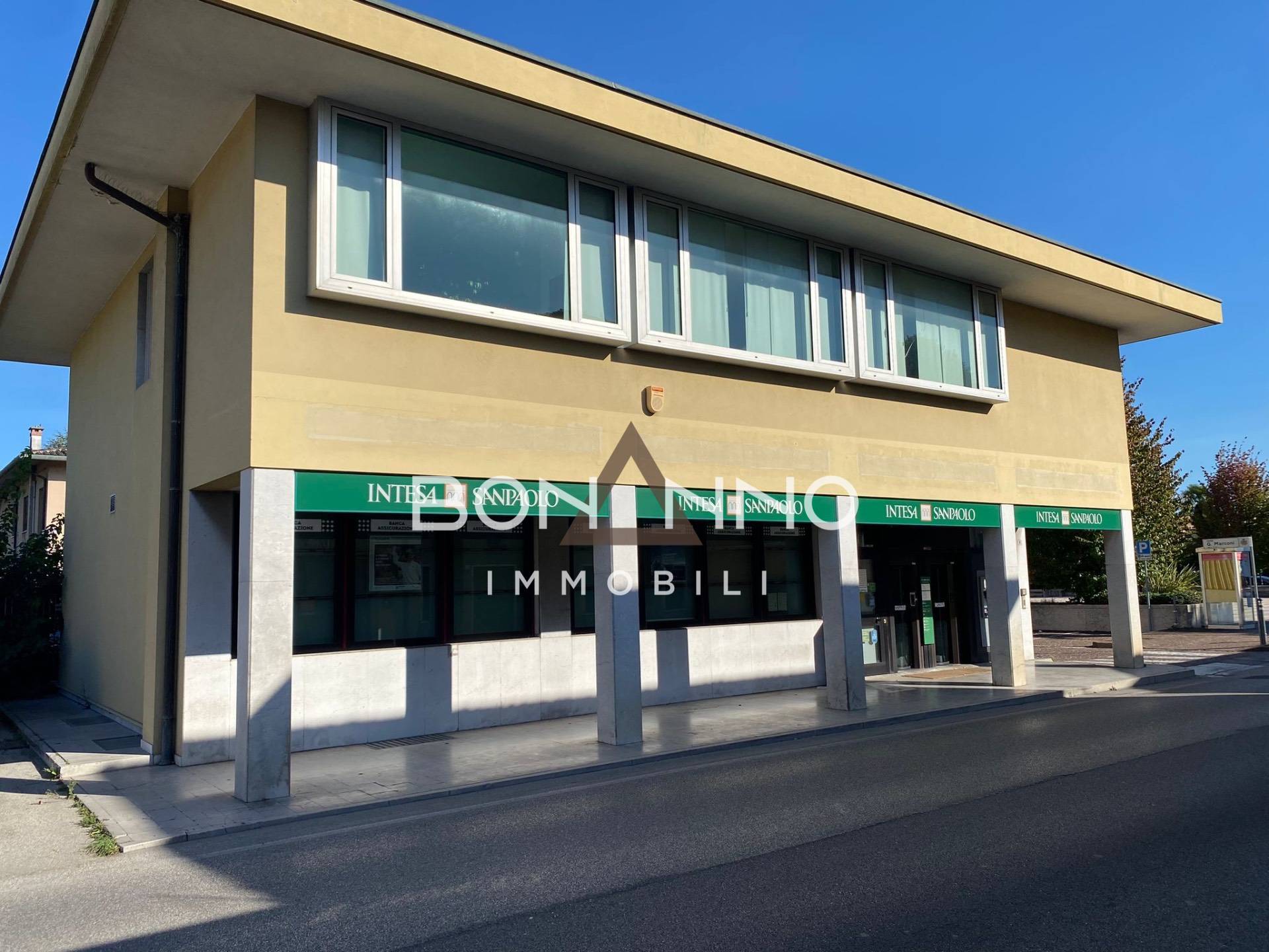 Direzionale in affitto a Loria