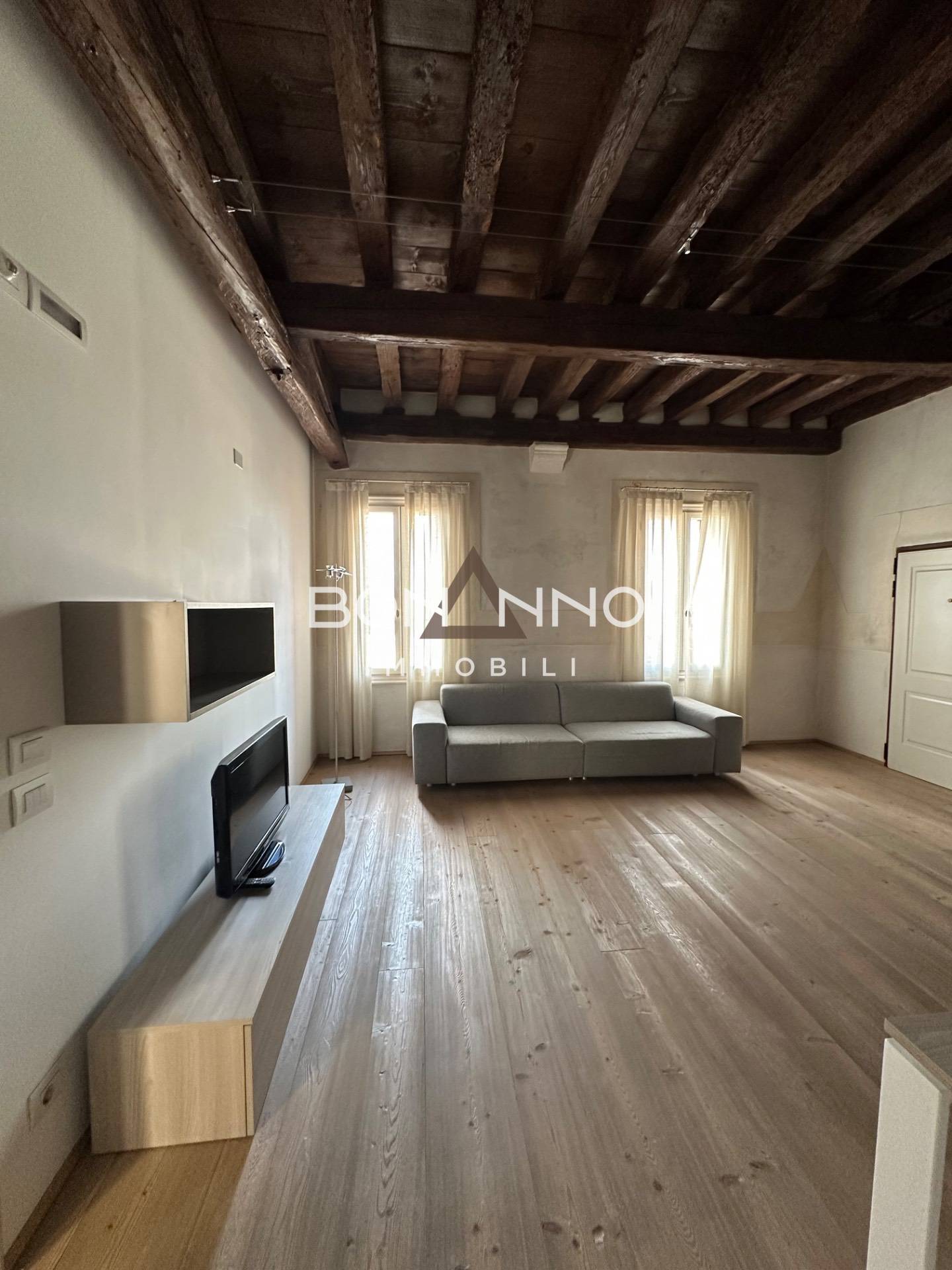 Appartamento in affitto a Montebelluna