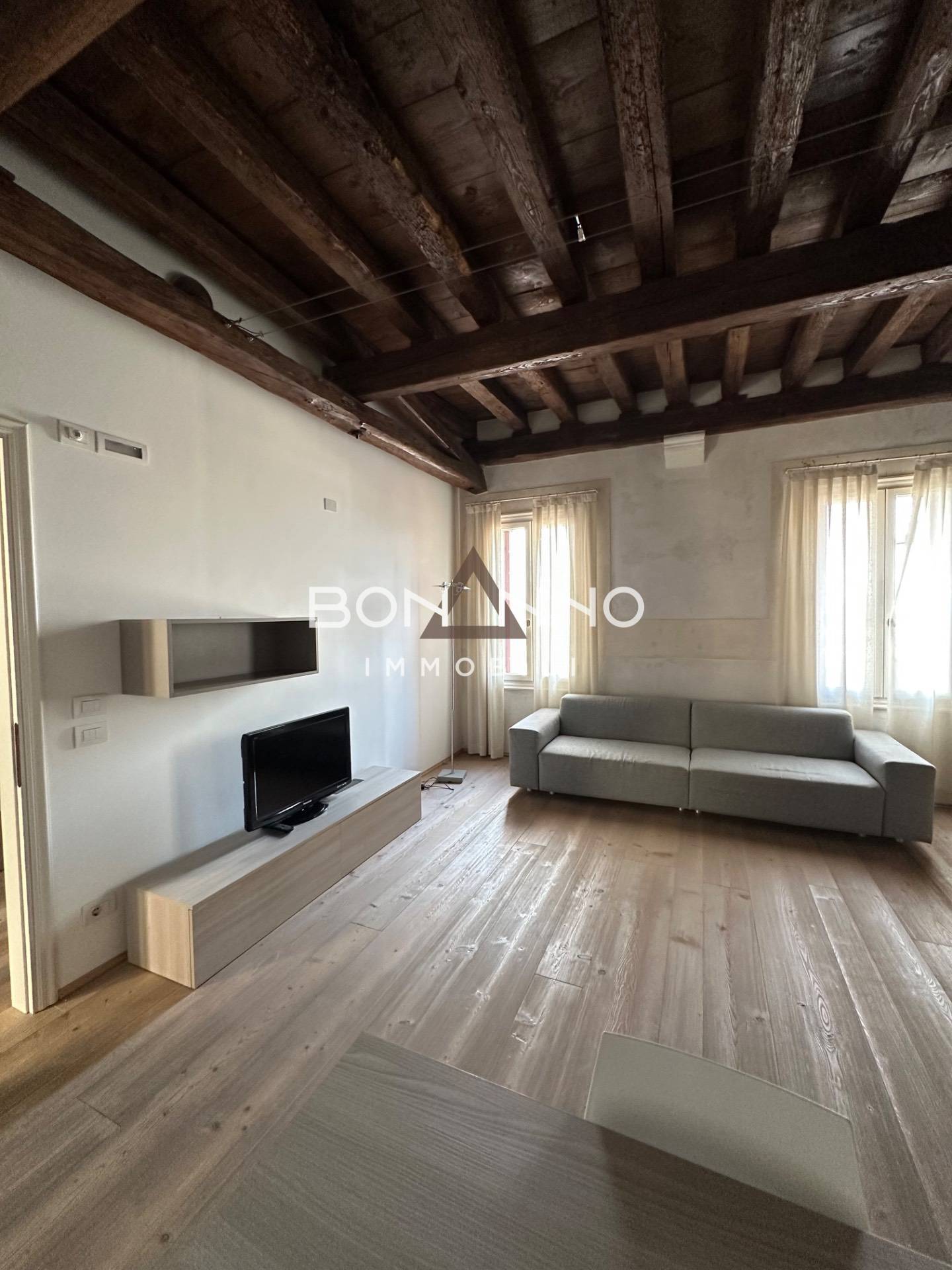 Appartamento in affitto a Montebelluna