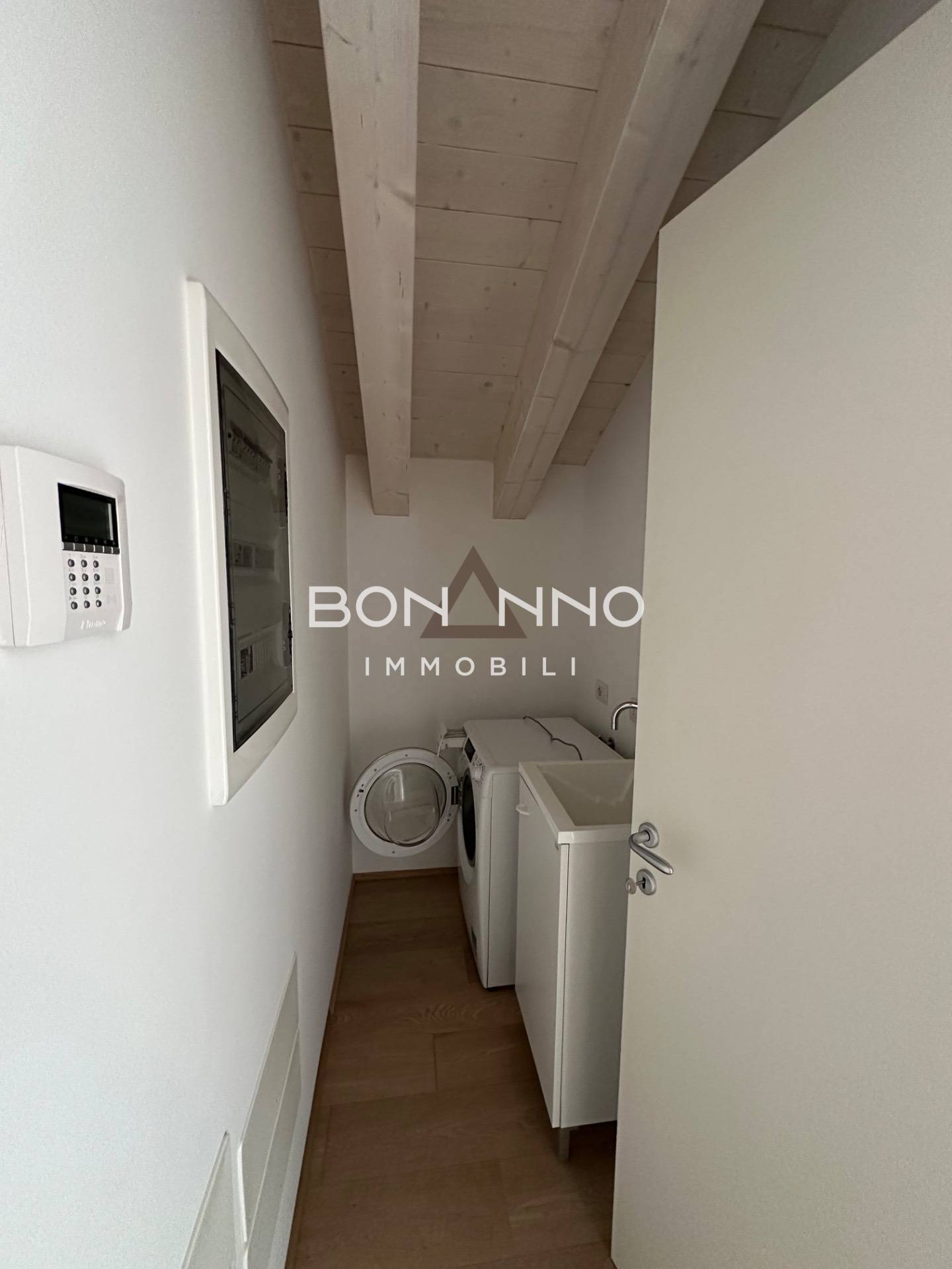 Appartamento in affitto a Montebelluna