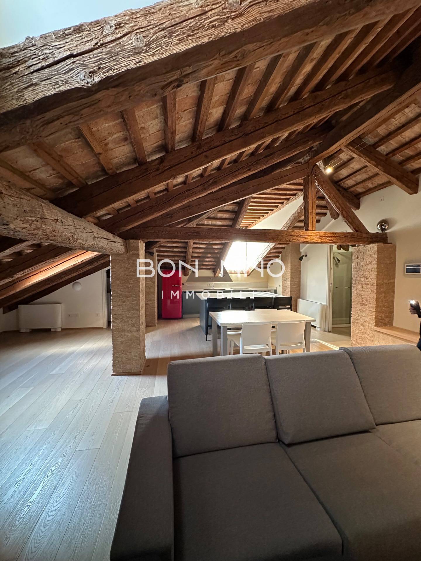 Appartamento in affitto a Montebelluna