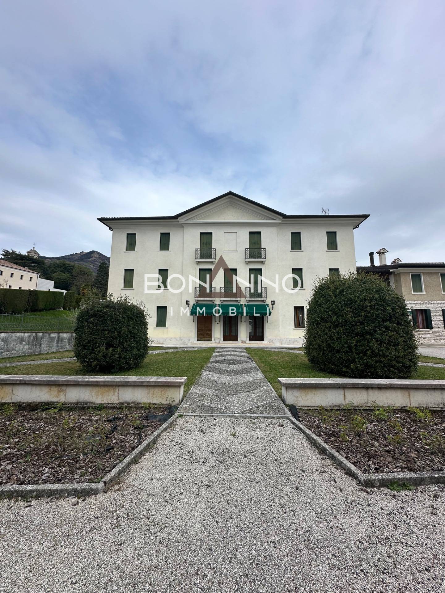 Villa Veneta in vendita a Possagno