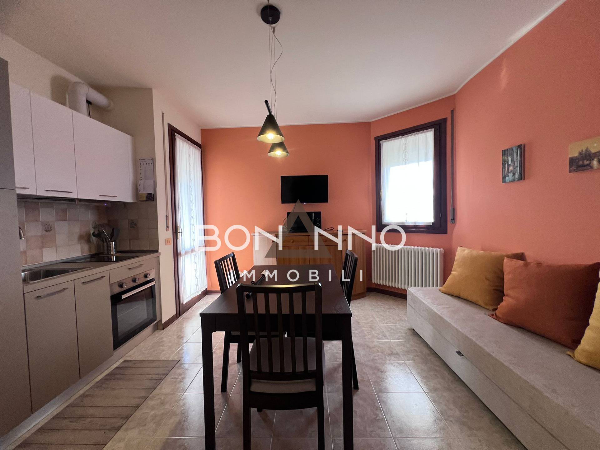 Appartamento in vendita a Castelfranco Veneto, Salvarosa