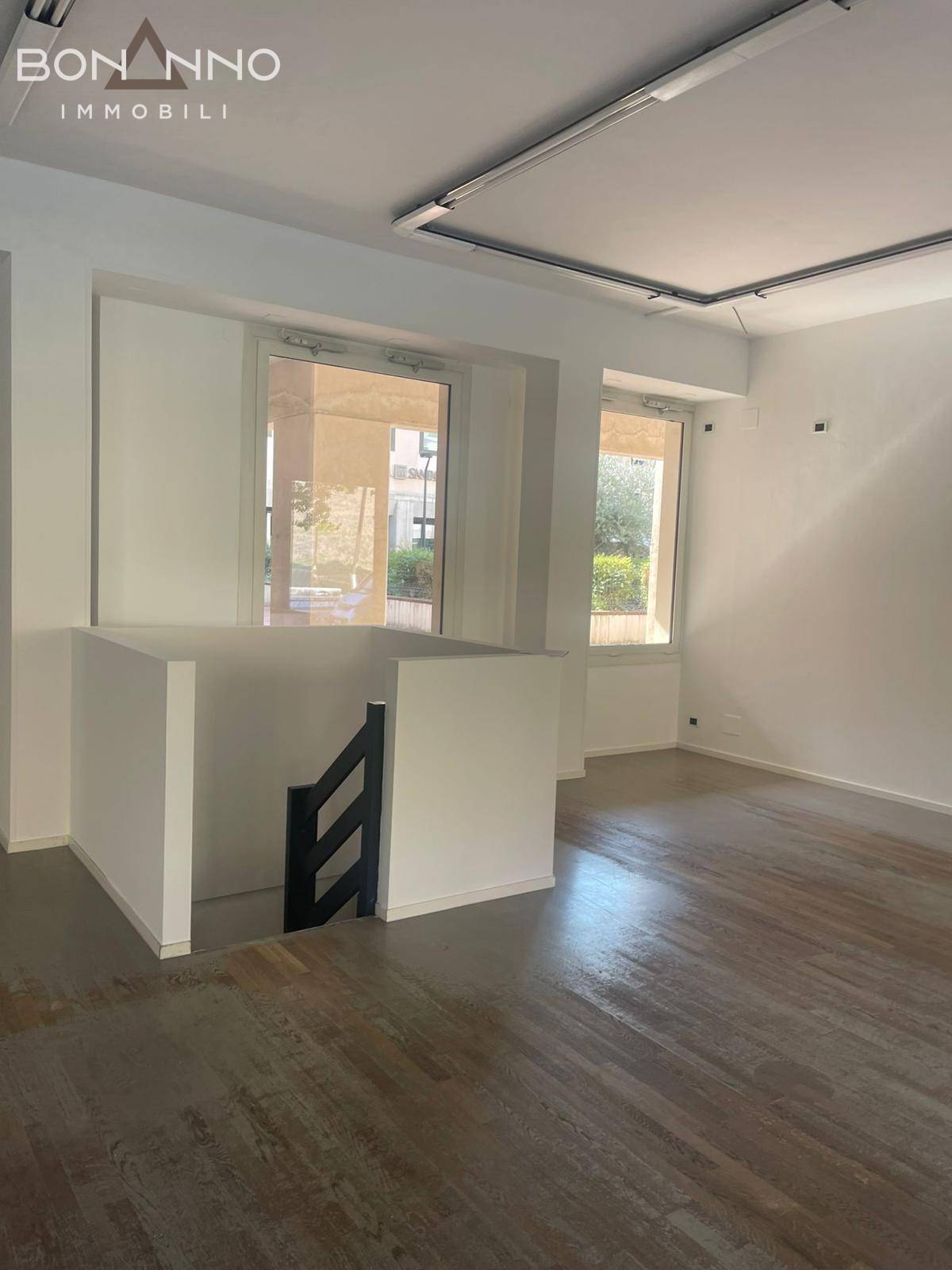 Locale commerciale in affitto a Castelfranco Veneto