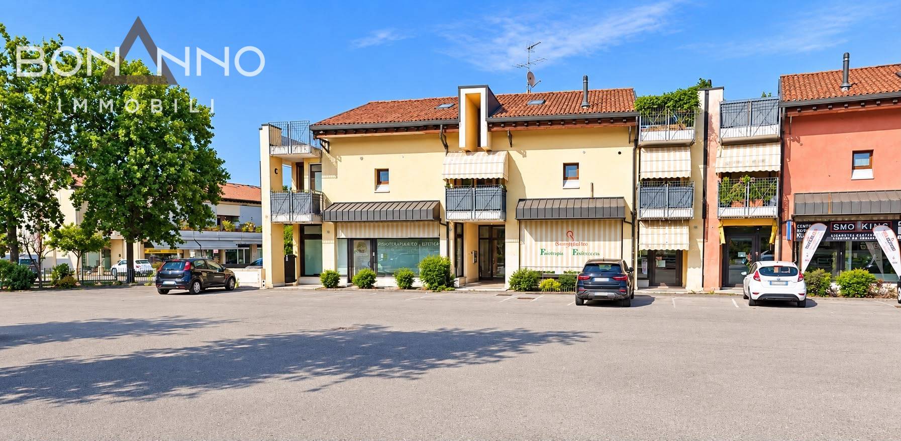 Locale commerciale in vendita a Resana
