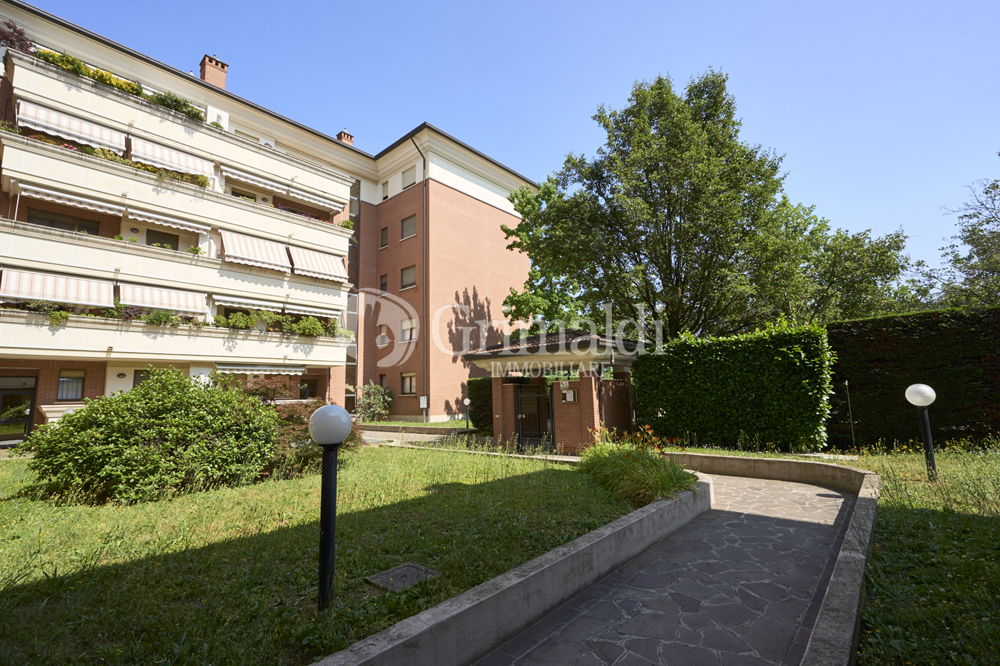 Attico con box doppio a Cinisello Balsamo