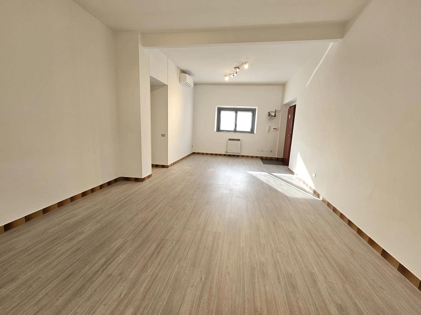 Ufficio ristrutturato a Cinisello Balsamo