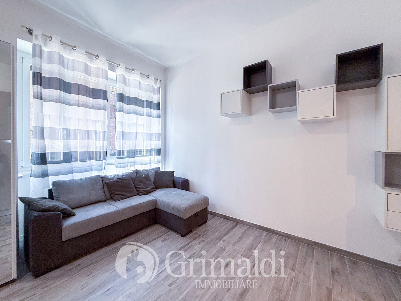 Monolocale arredato in affitto a Milano